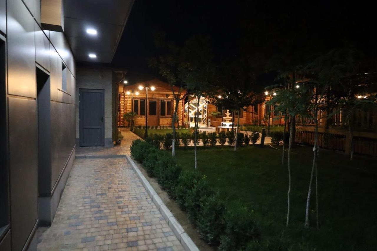 Ojakh Hotel Yerevan Bagian luar foto
