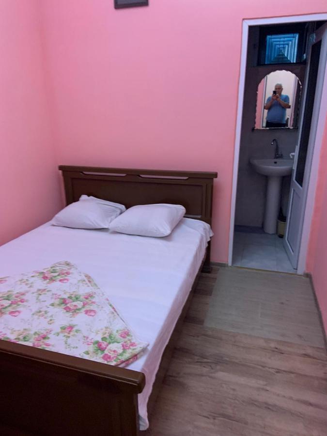 Ojakh Hotel Yerevan Bagian luar foto