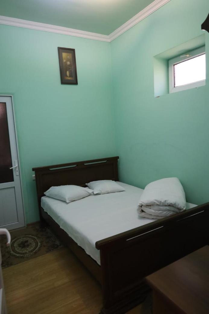 Ojakh Hotel Yerevan Bagian luar foto